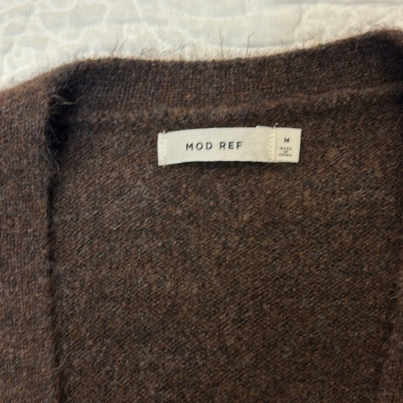 Mod Ref 2 piece cardigan and cropped tank set. Size medium. - Picture 9 of 13